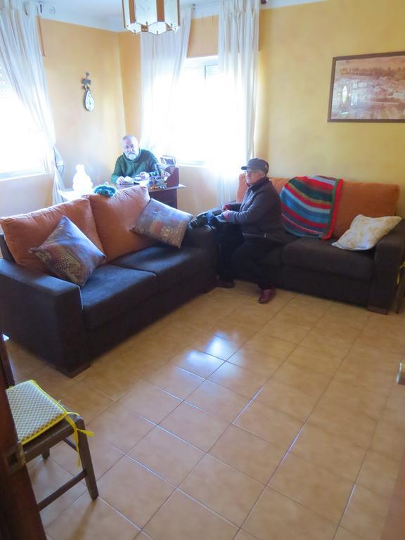 Casa Rural La Conejera Madrigalejo Del Monte Esterno foto